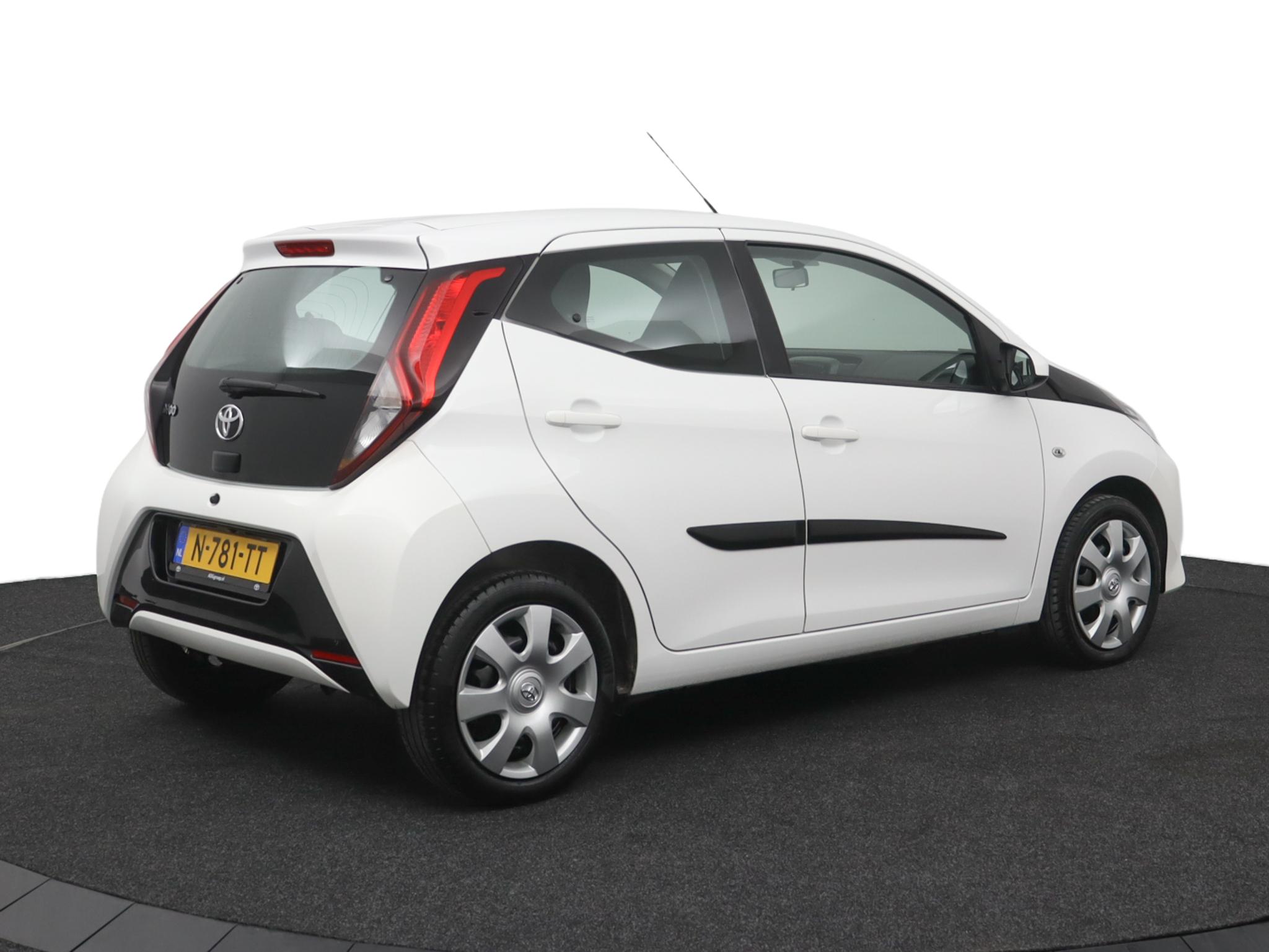 Toyota Aygo 1.0 VVT-i x-play - Afbeelding 2