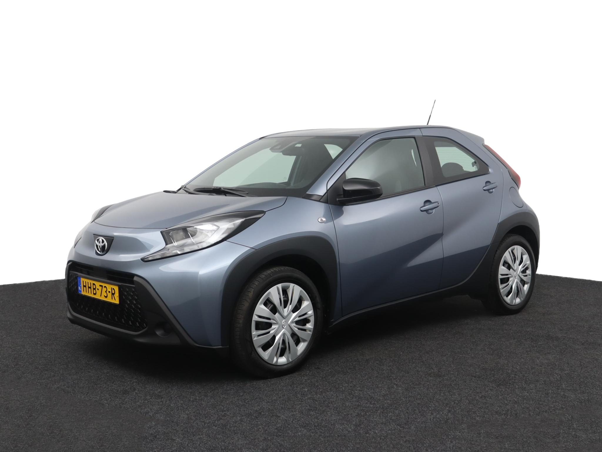 Toyota Aygo X 1.0 VVT-i MT Play