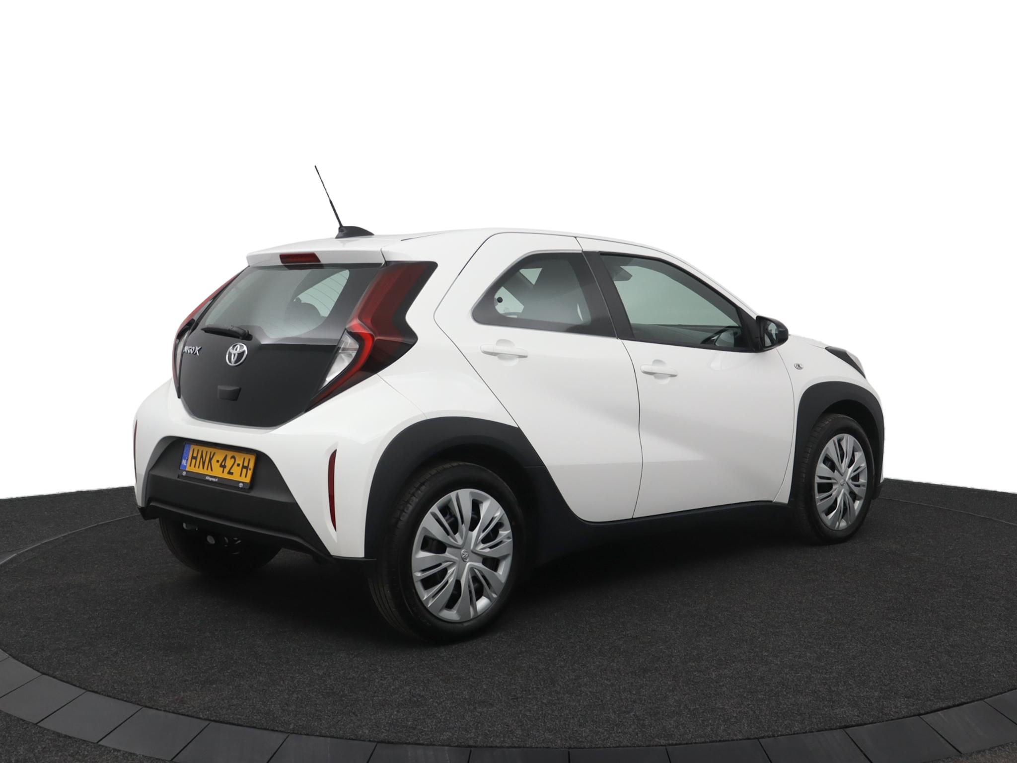 Toyota Aygo X 1.0 VVT-i MT Play - Afbeelding 2