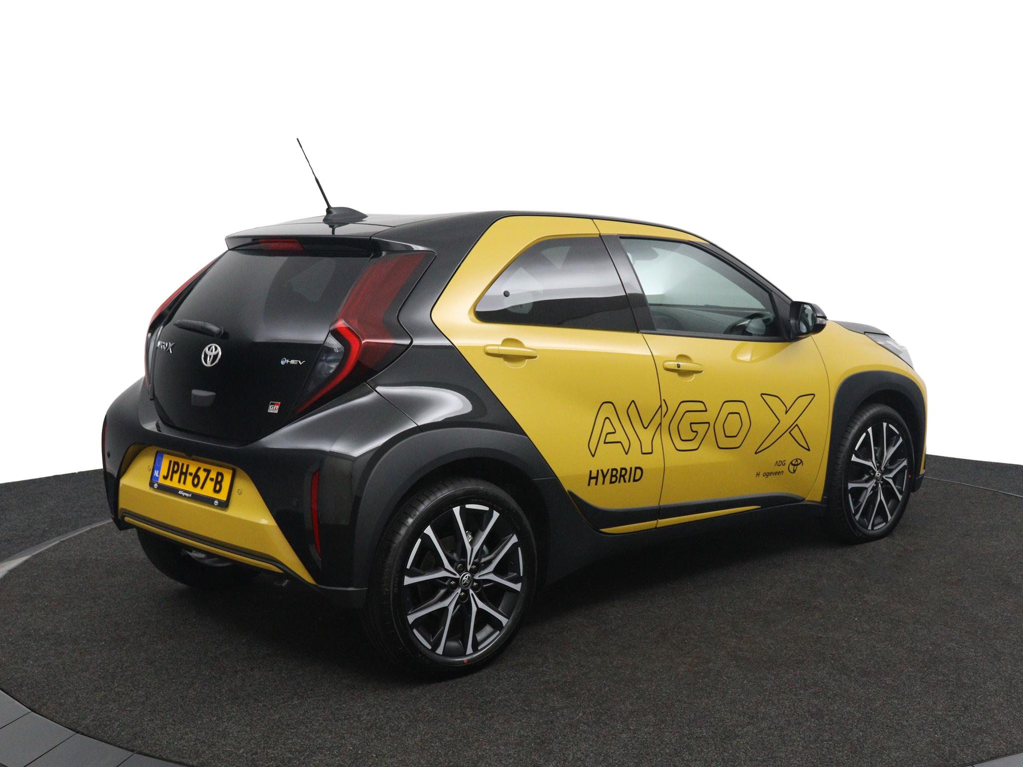Toyota Aygo X Hybrid 115 GR Sport - Afbeelding 2