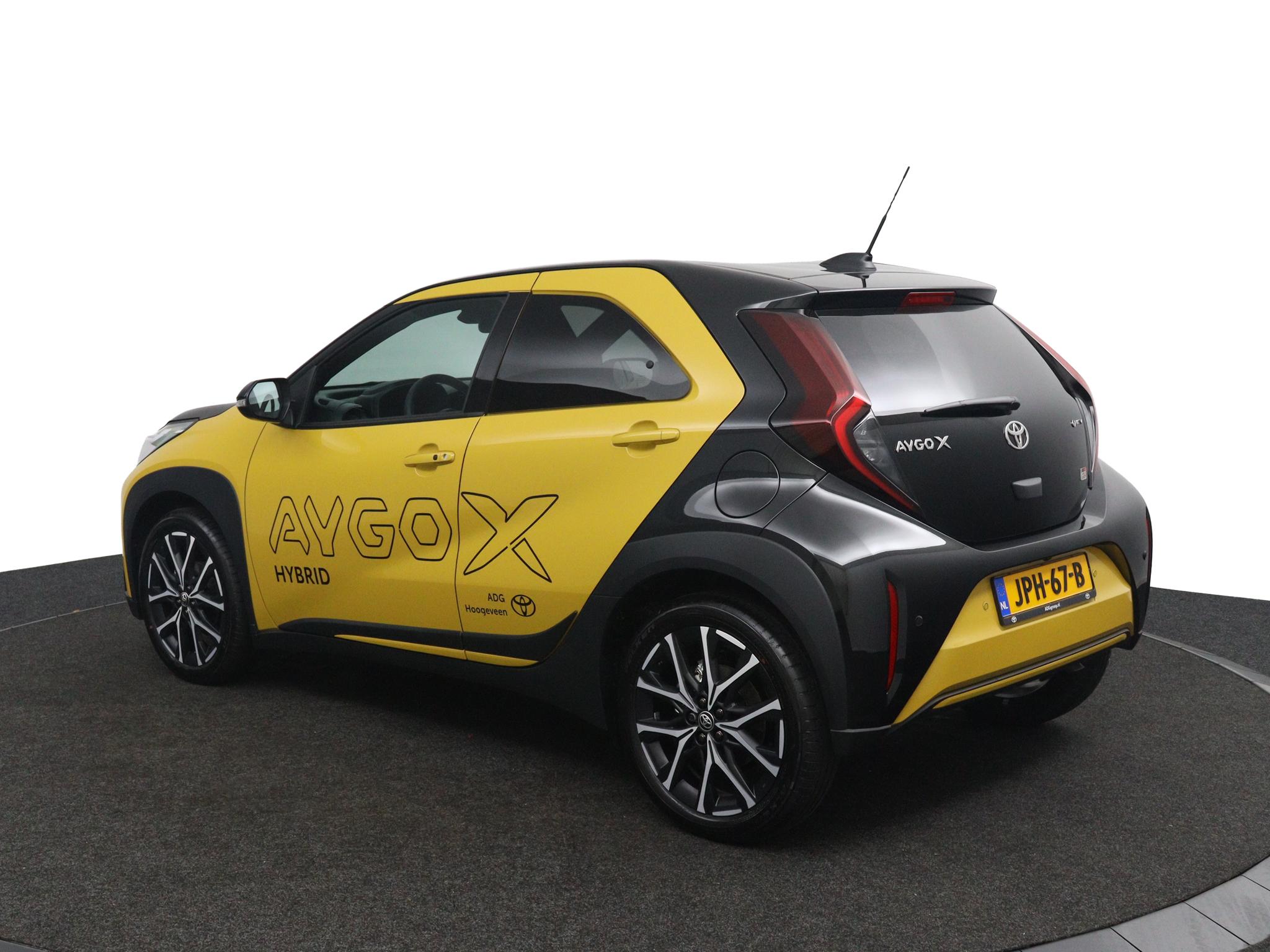 Toyota Aygo X Hybrid 115 GR Sport - Afbeelding 4