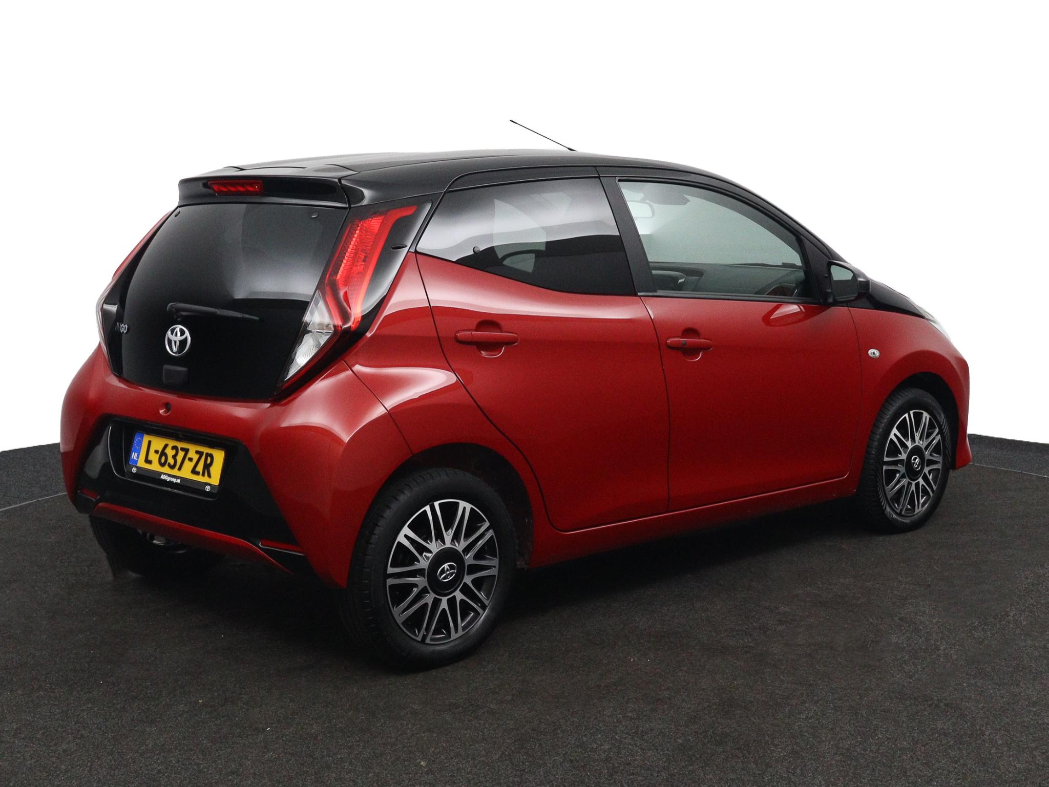 Toyota Aygo 1.0 VVT-i x-clusiv - Afbeelding 2
