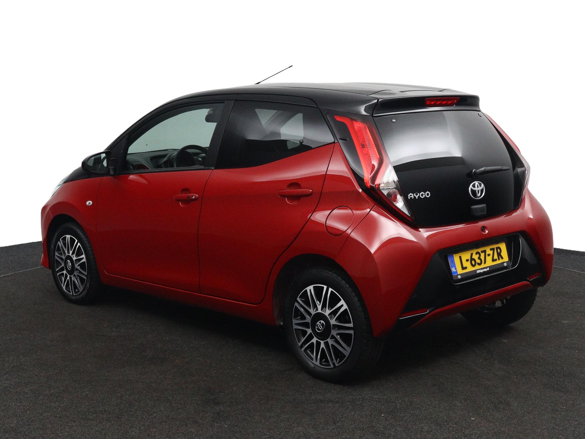 Toyota Aygo 1.0 VVT-i x-clusiv - Afbeelding 4