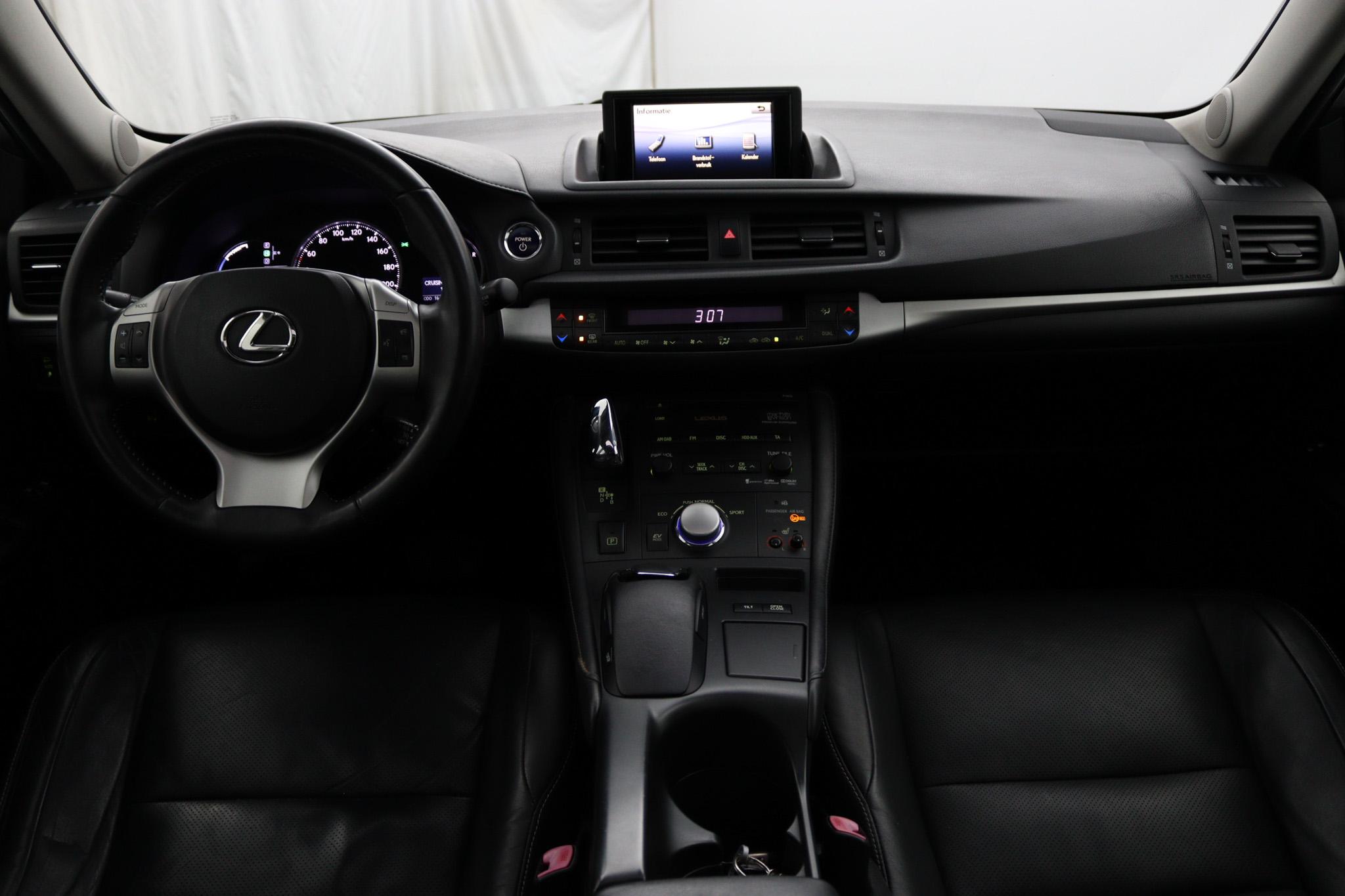 Lexus CT 200h Luxury Line - Afbeelding 4