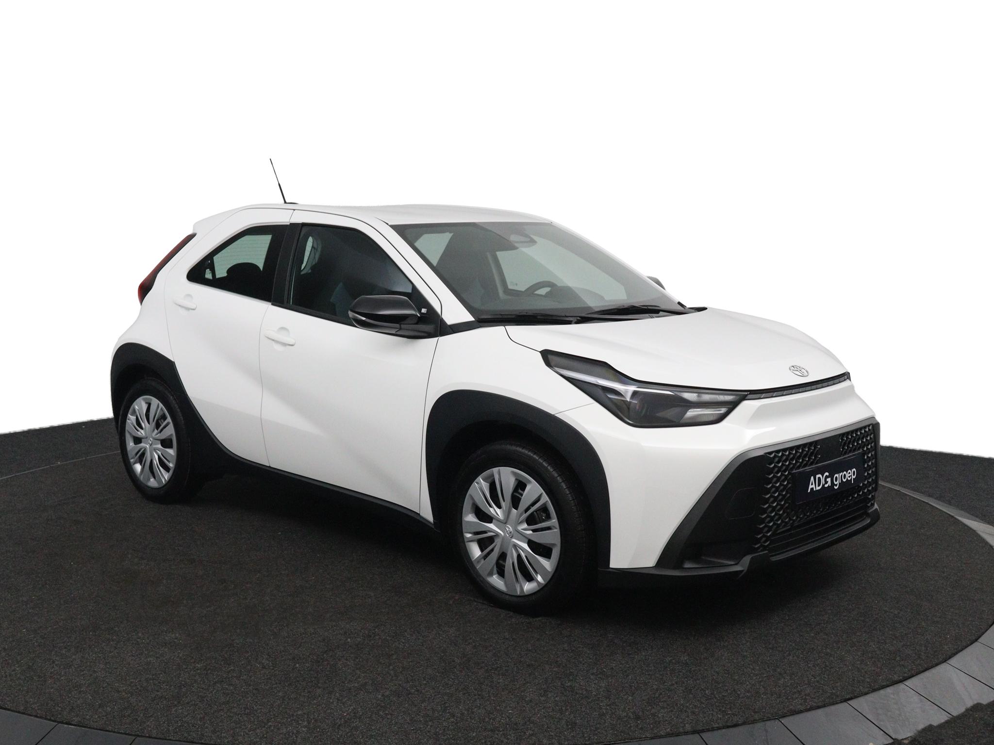 Toyota Aygo X Hybrid 115 play - Afbeelding 3