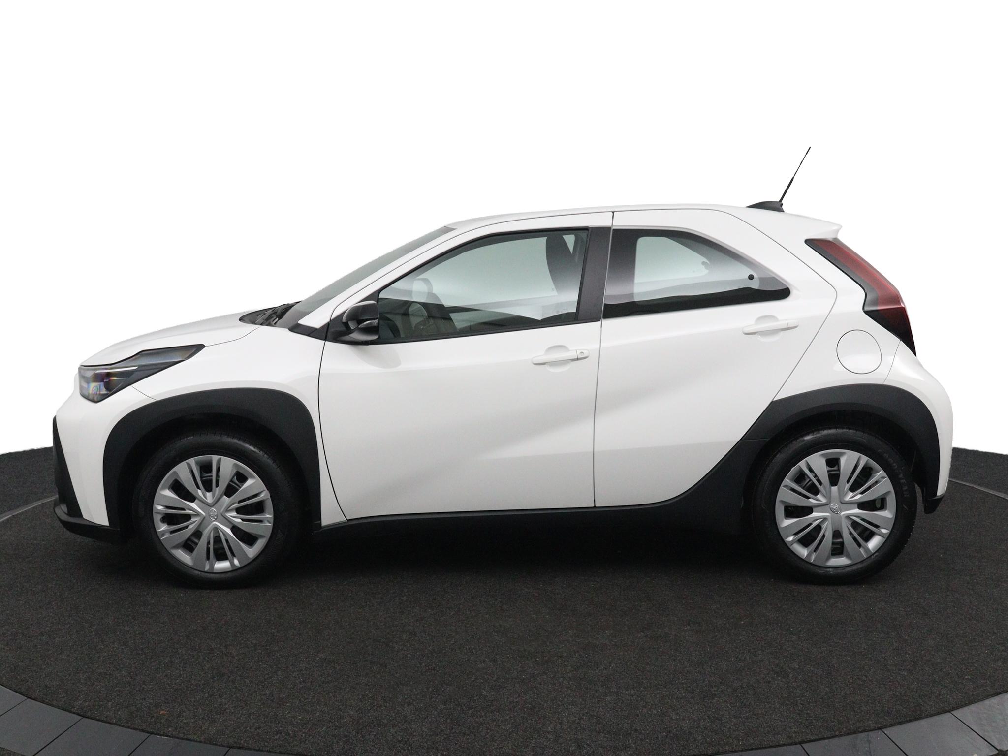 Toyota Aygo X Hybrid 115 play - Afbeelding 5