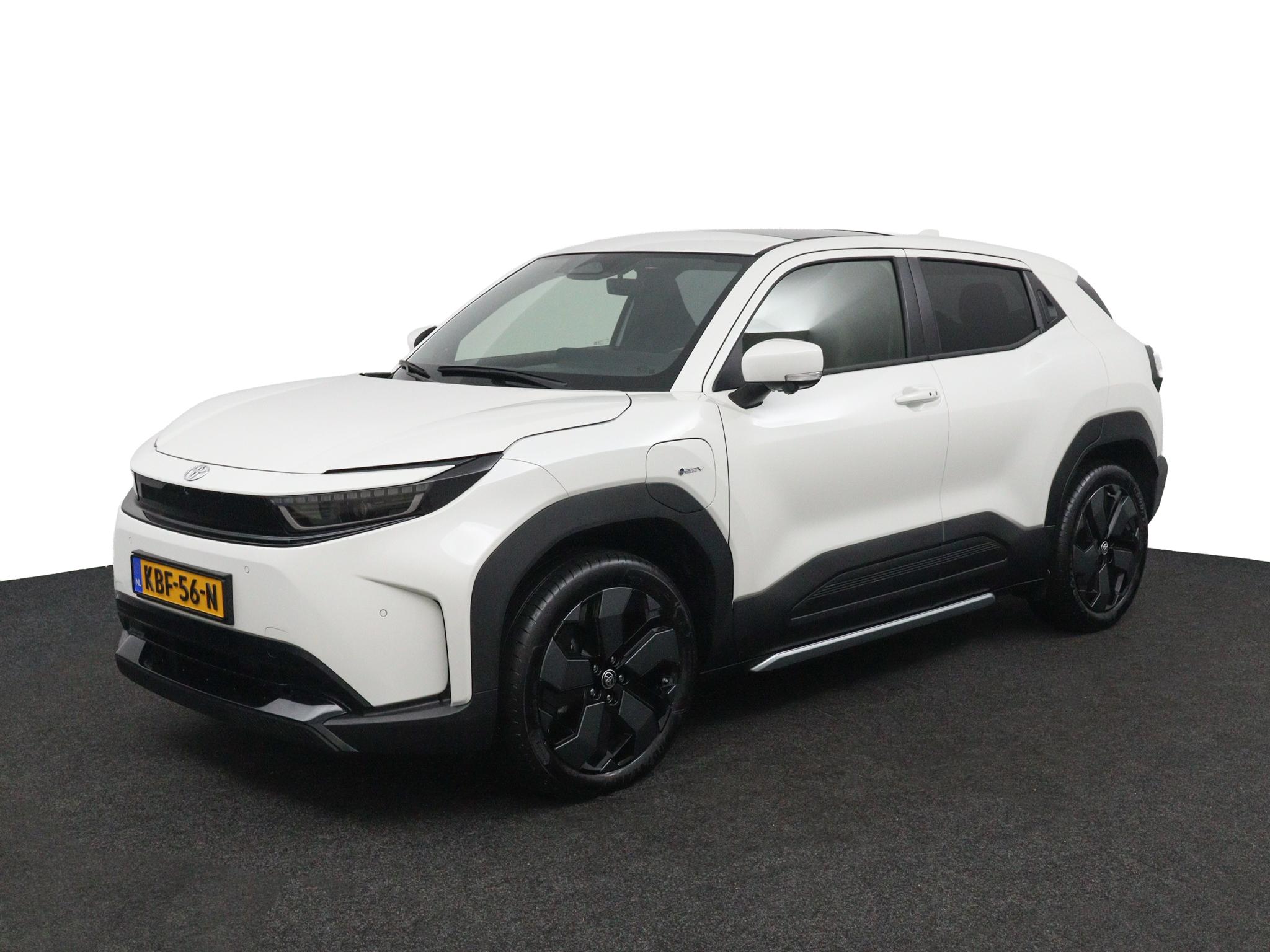Toyota Urban Cruiser Executive 61 kWh