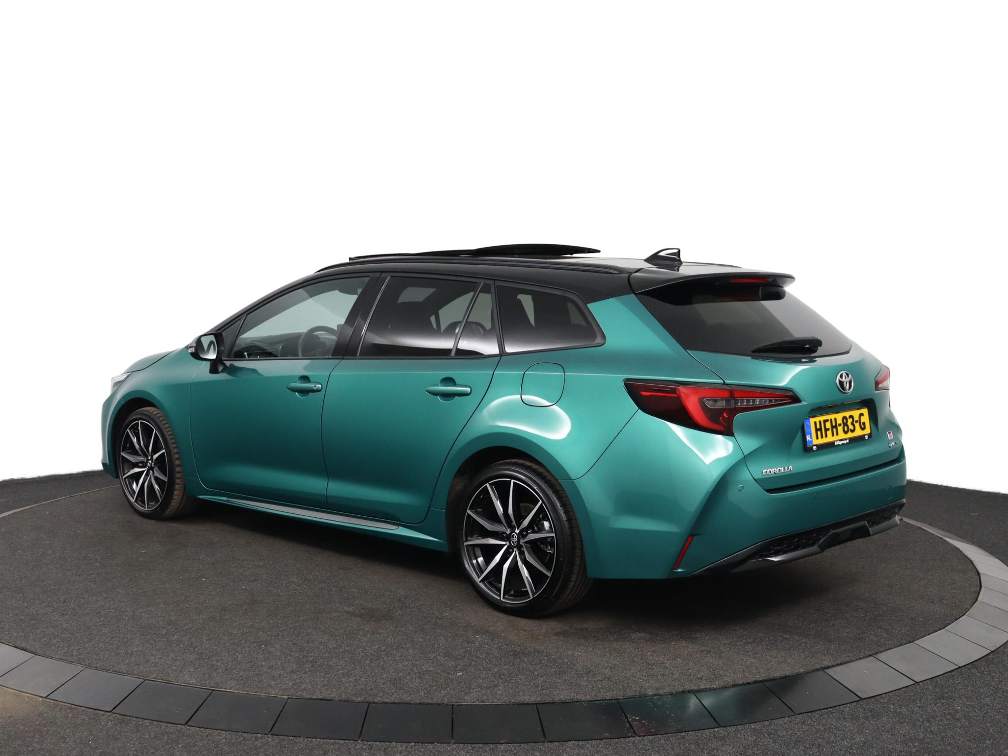 Toyota Corolla Touring Sports Hybrid 200 GR Sport Plus - Afbeelding 4
