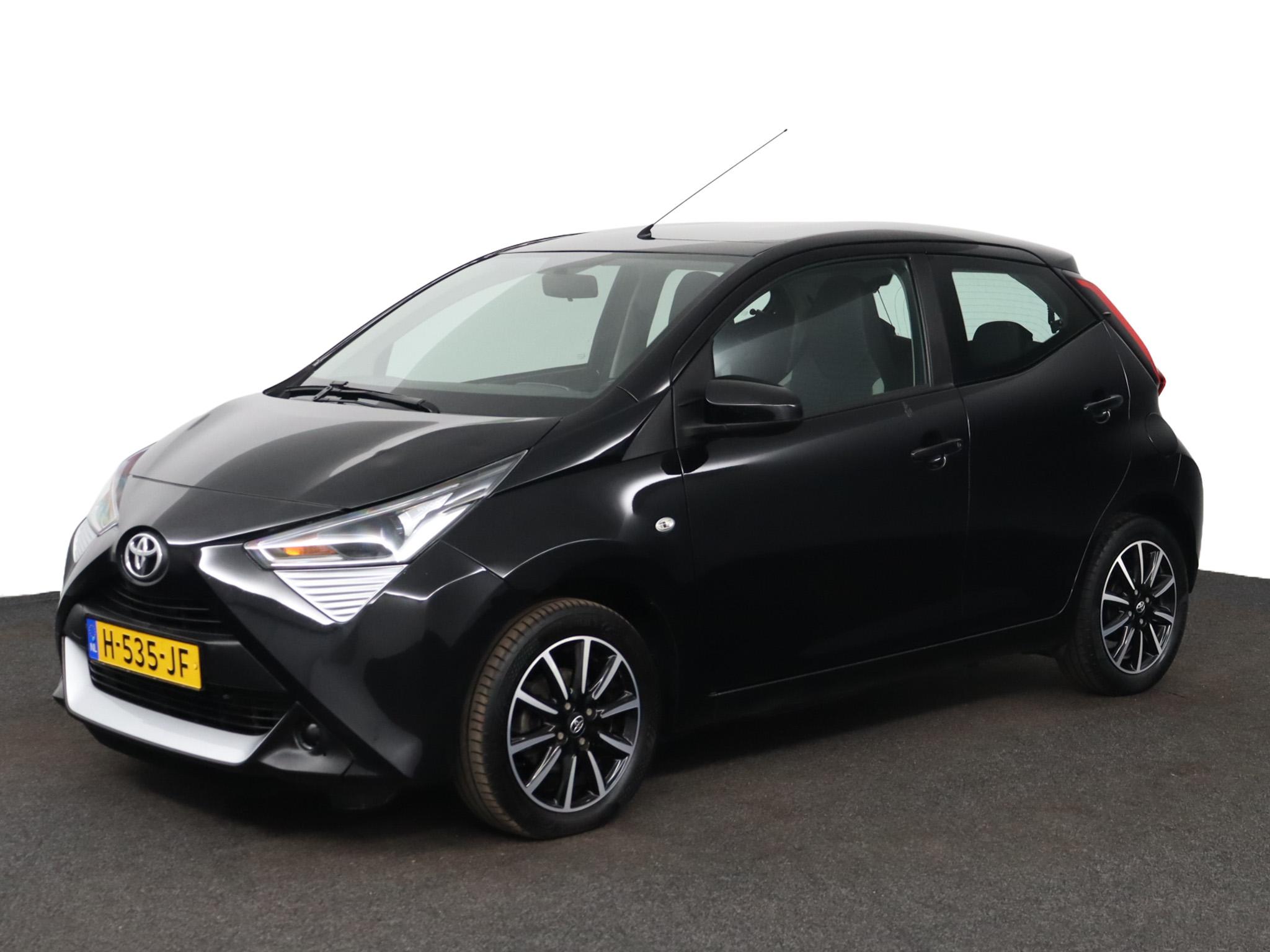 Toyota Aygo 1.0 VVT-i x-play