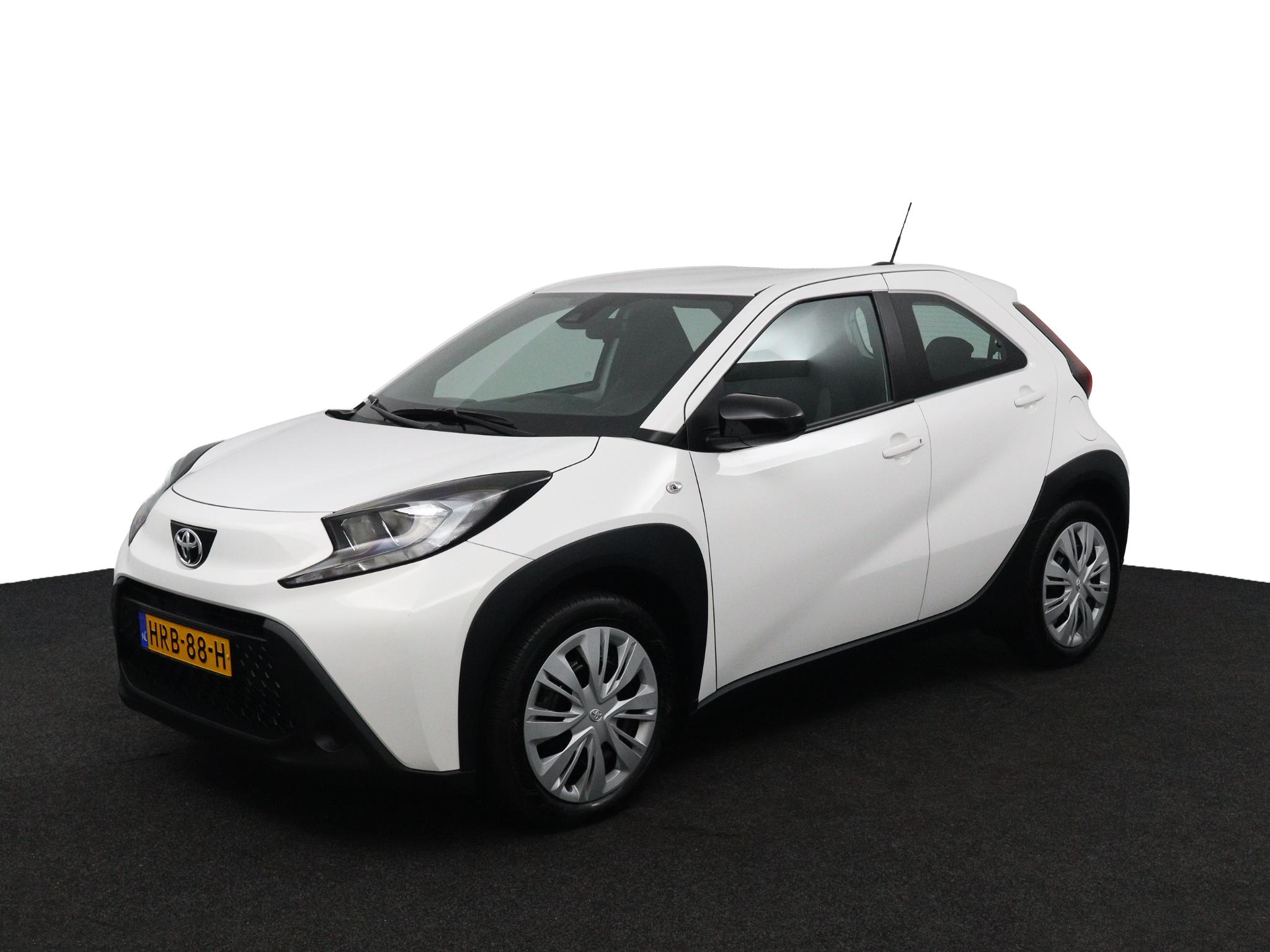 Toyota Aygo X 1.0 VVT-i MT Play
