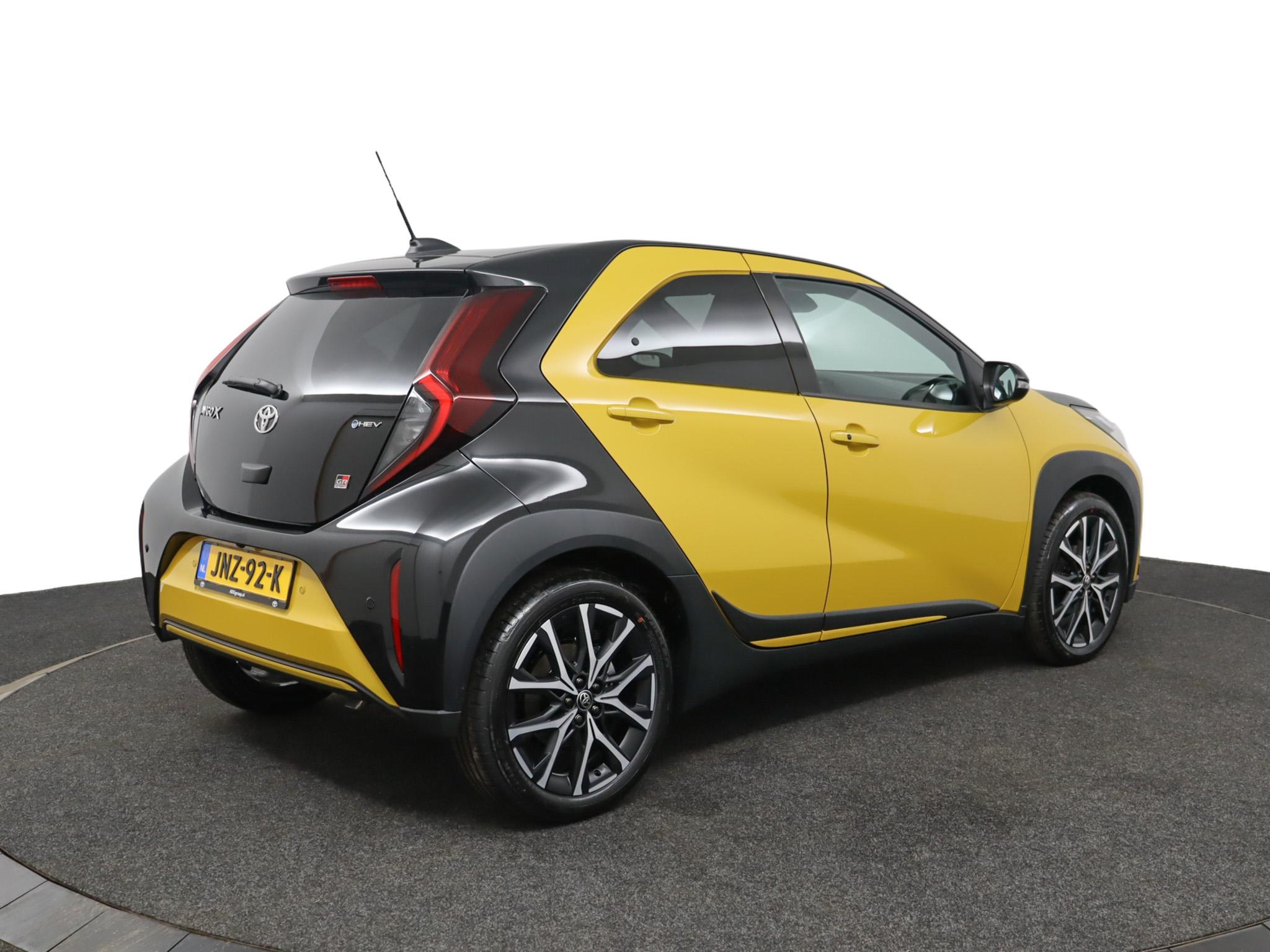 Toyota Aygo X Hybrid 115 GR Sport - Afbeelding 2