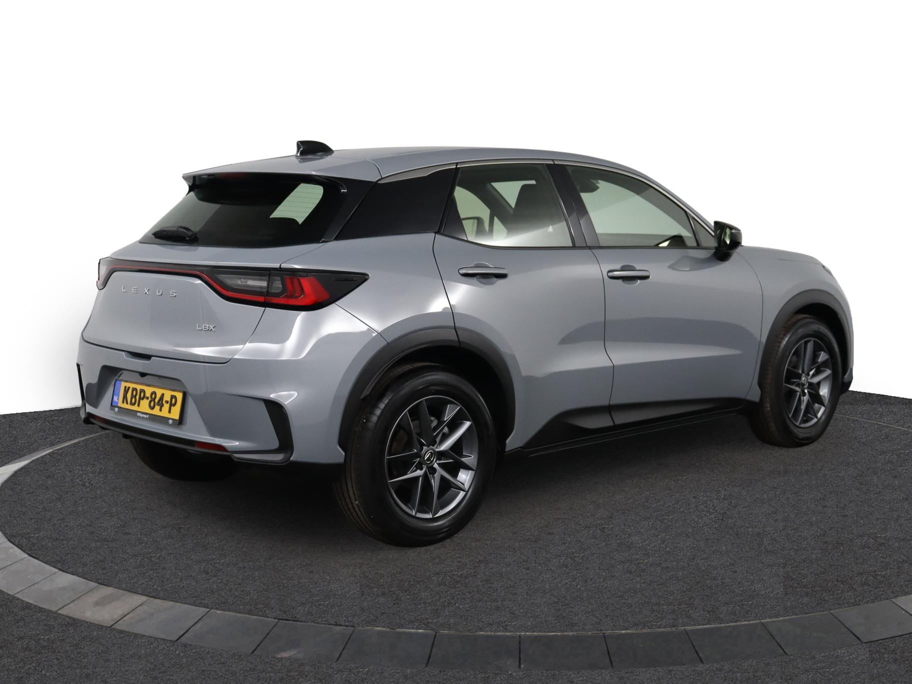 Lexus LBX Business Line 2WD  - Afbeelding 2