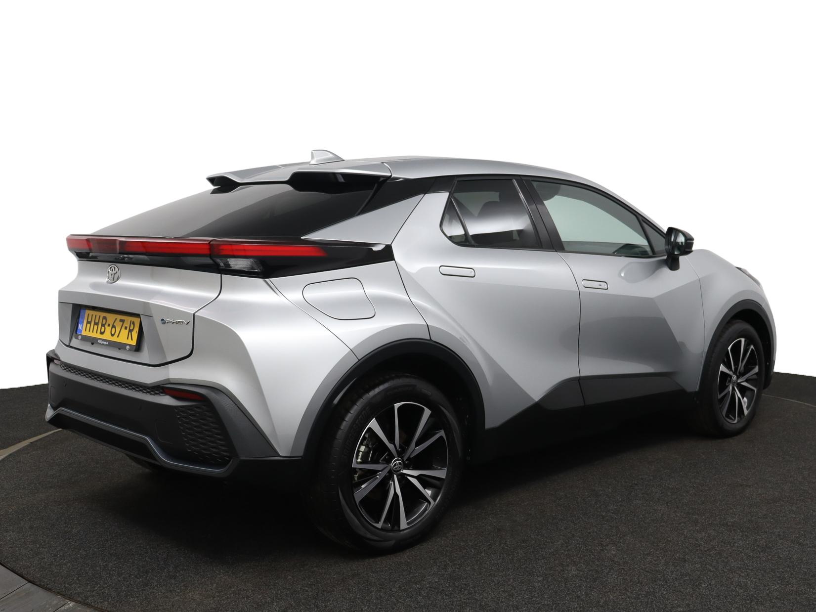 Toyota C-HR 2.0 Plug-in Hybrid 220 Dynamic - Afbeelding 2