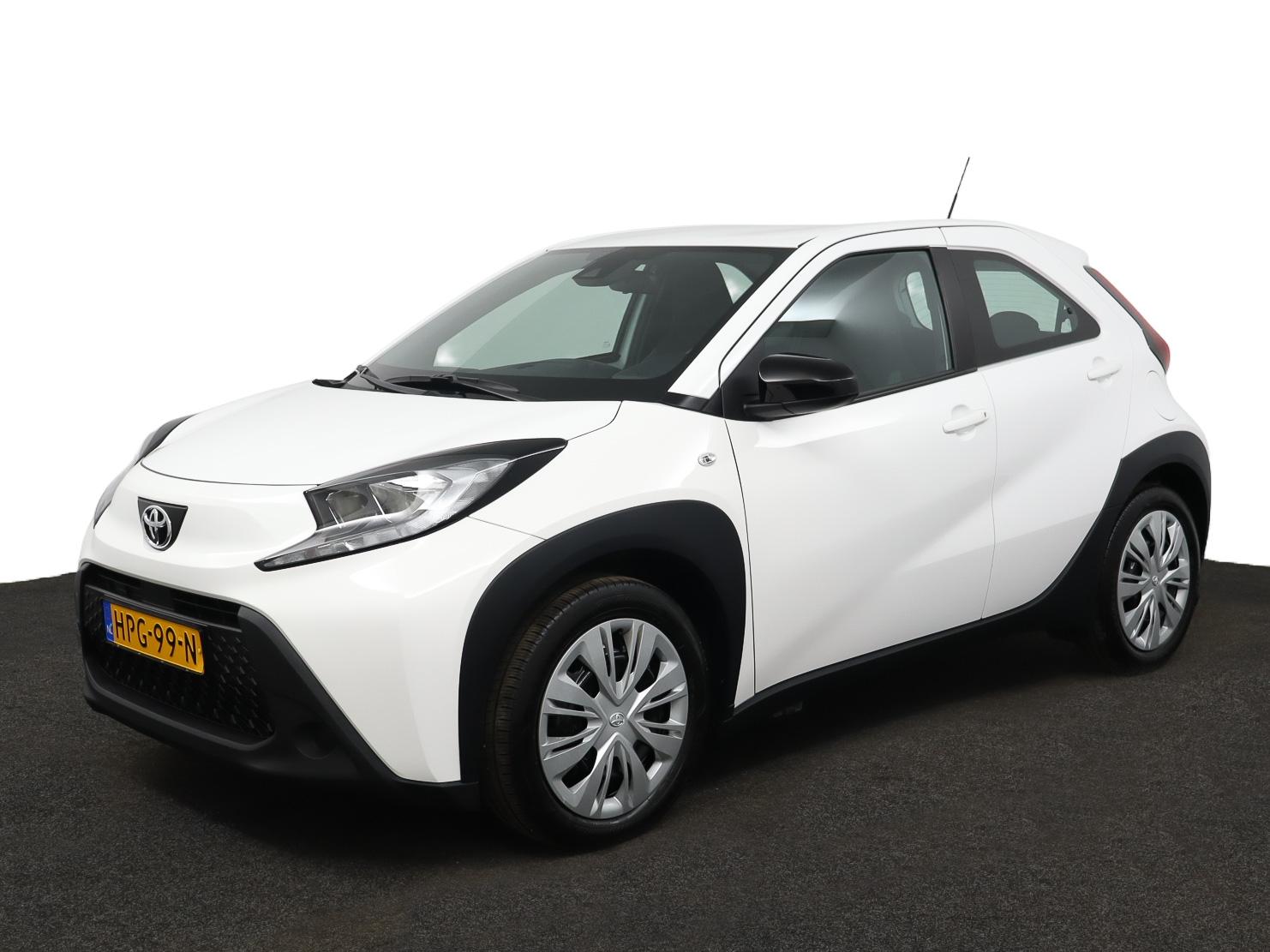 Toyota Aygo X 1.0 VVT-i MT Play