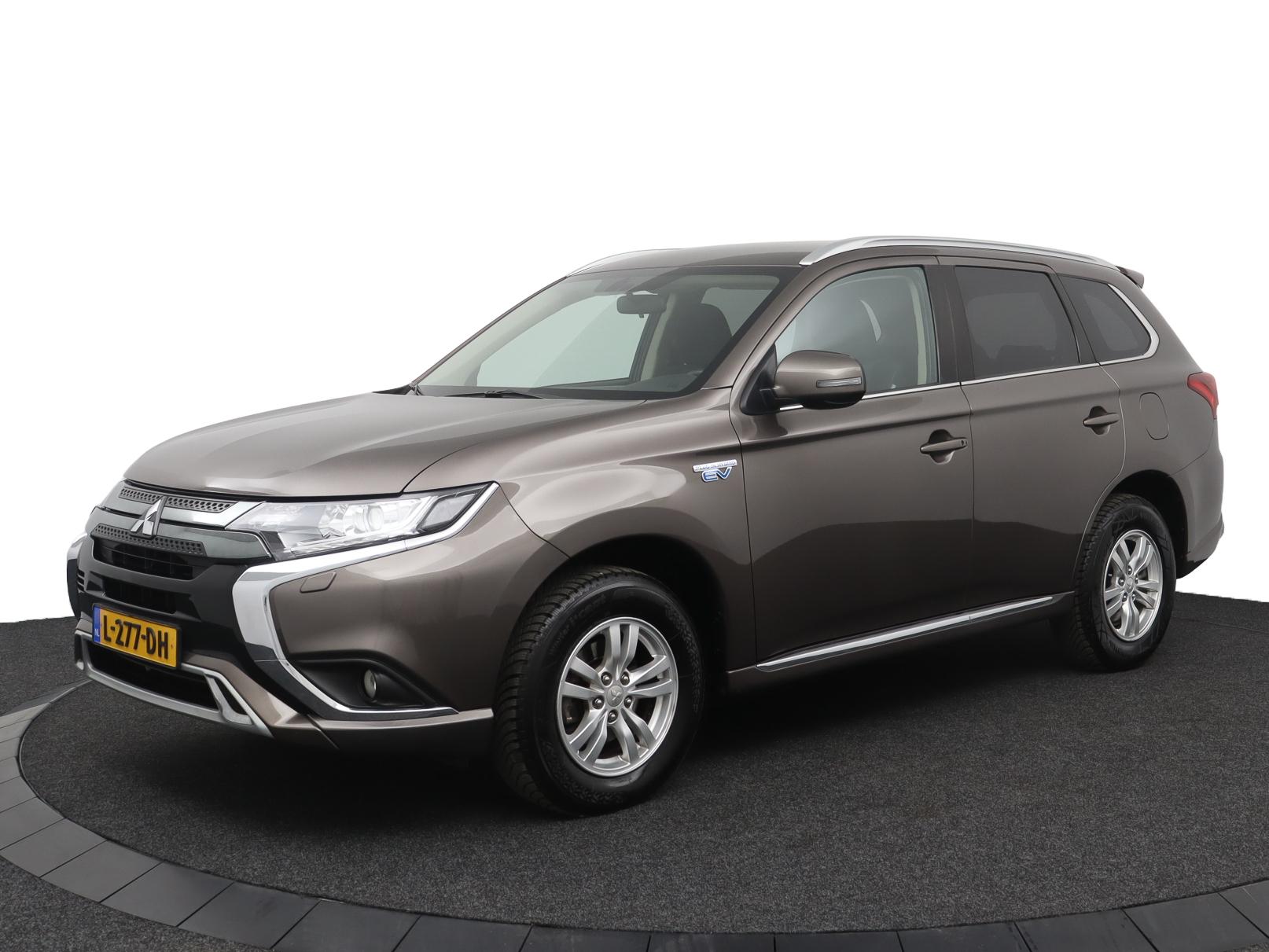 Mitsubishi Outlander 2.4 PHEV Pure