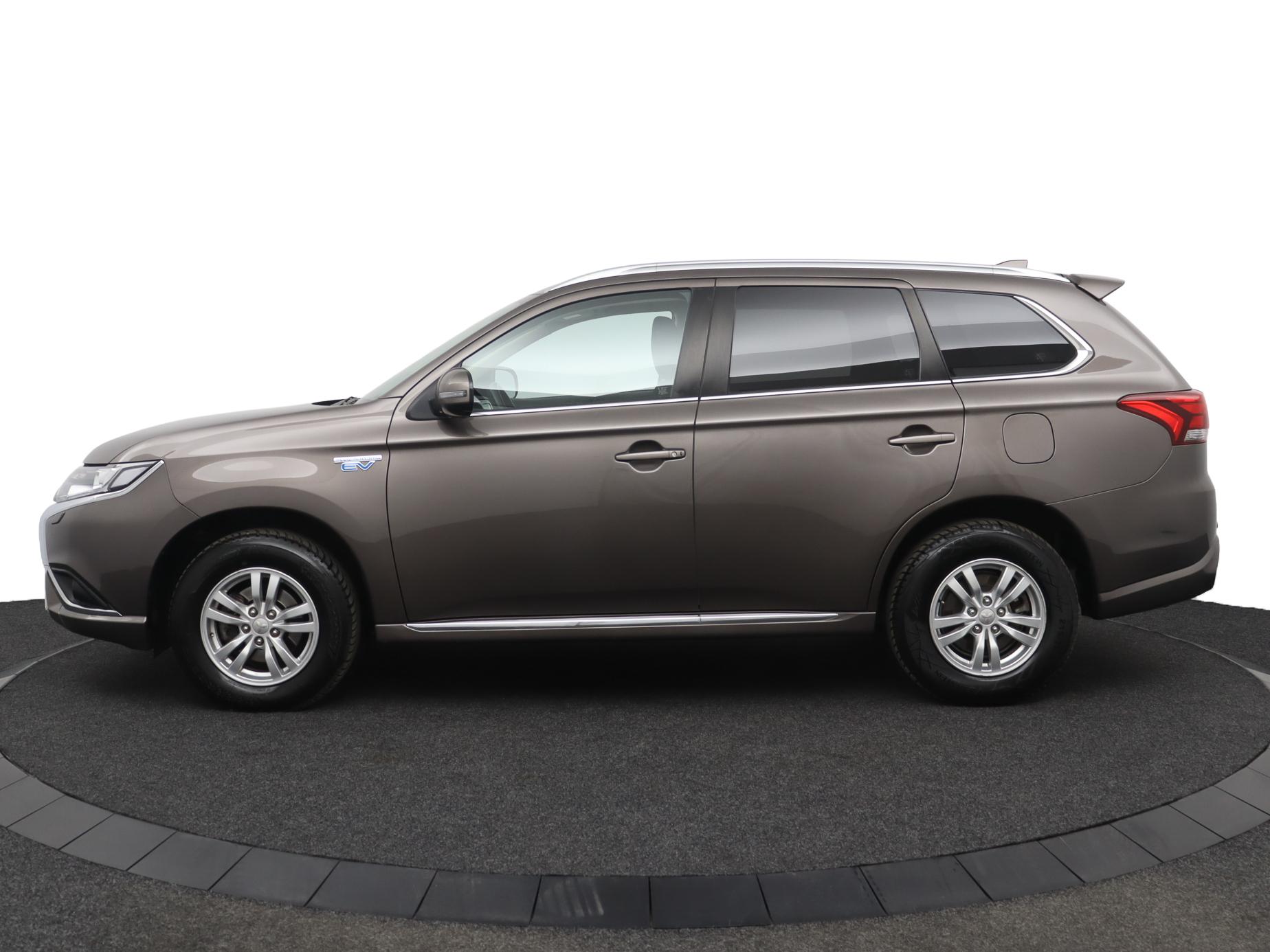 Mitsubishi Outlander 2.4 PHEV Pure - Afbeelding 3