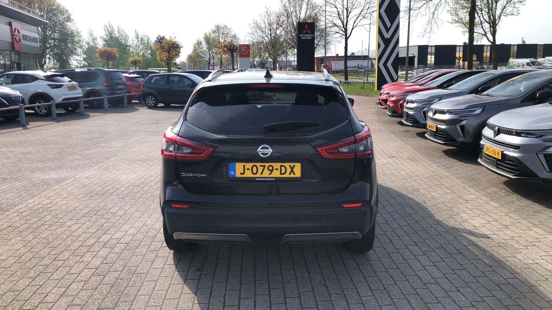 Nissan QASHQAI 1.3 DIG-T Tekna + - Afbeelding 4