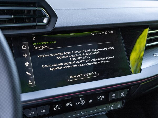 Apple Carplay/Android Auto