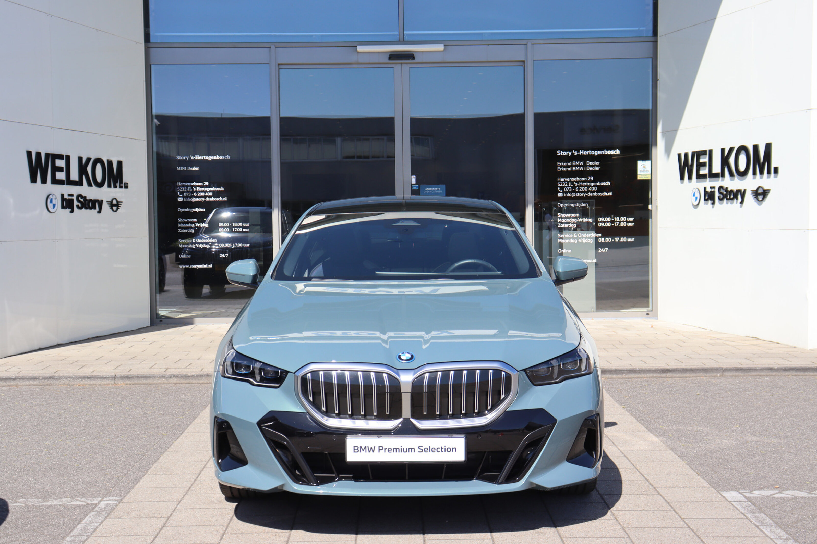 BMW 5 Serie 550e xDrive M Sport Automaat