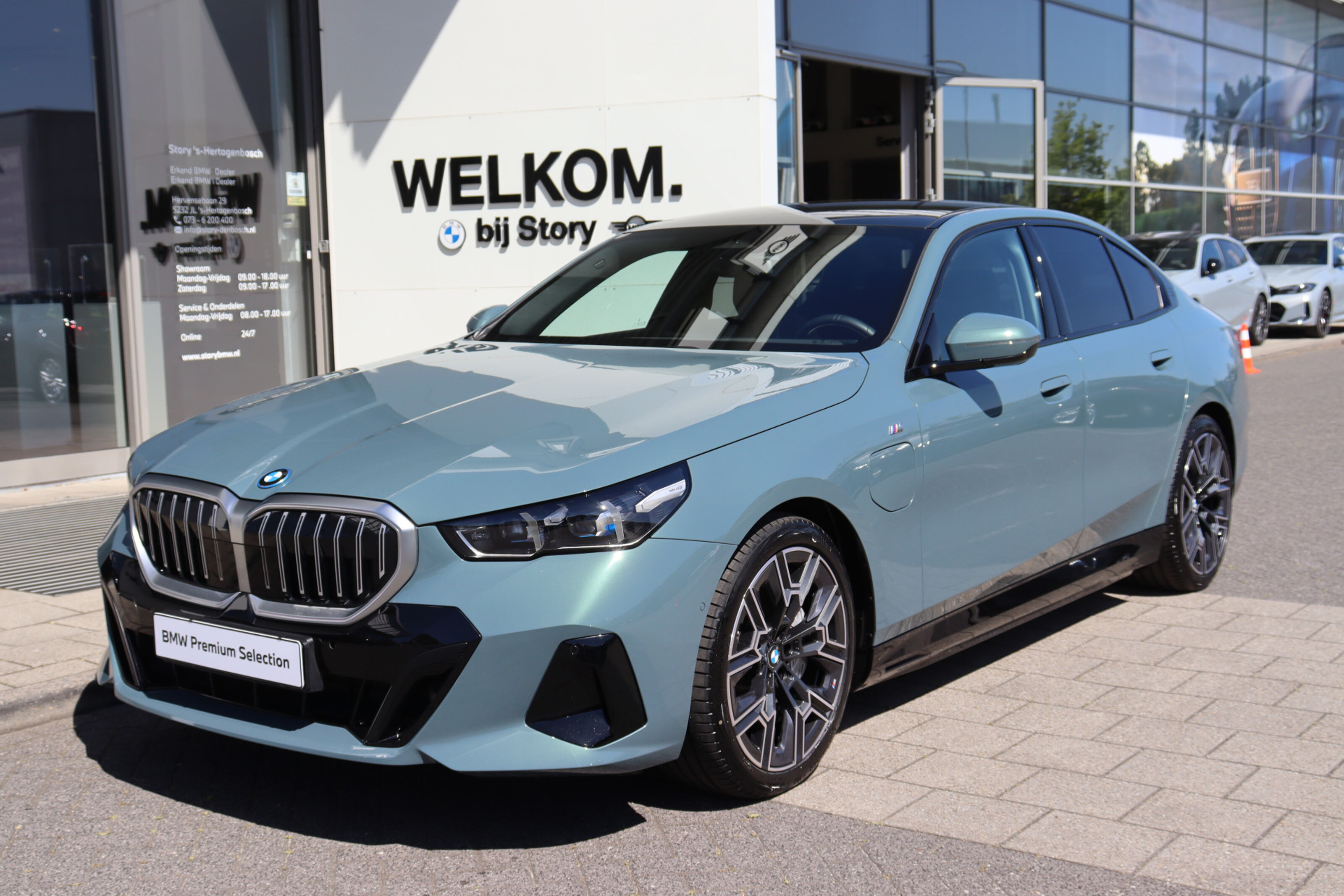 BMW 5 Serie 550e xDrive M Sport Automaat