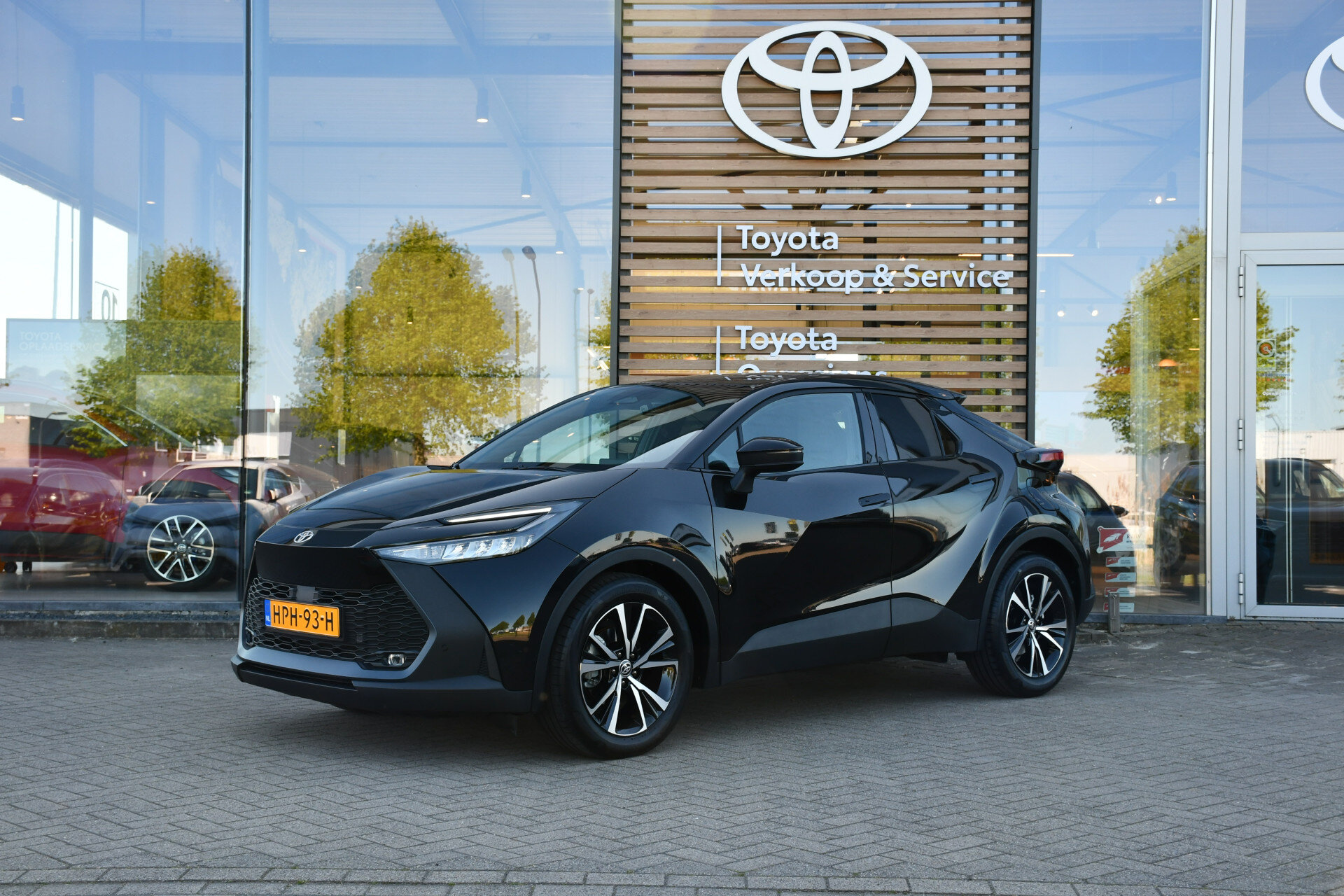 Toyota C-HR 1.8 Hybrid 140 Dynamic Automaat 140pk