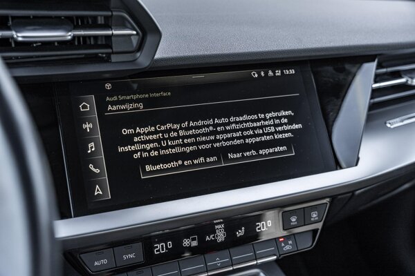 Apple Carplay/Android Auto