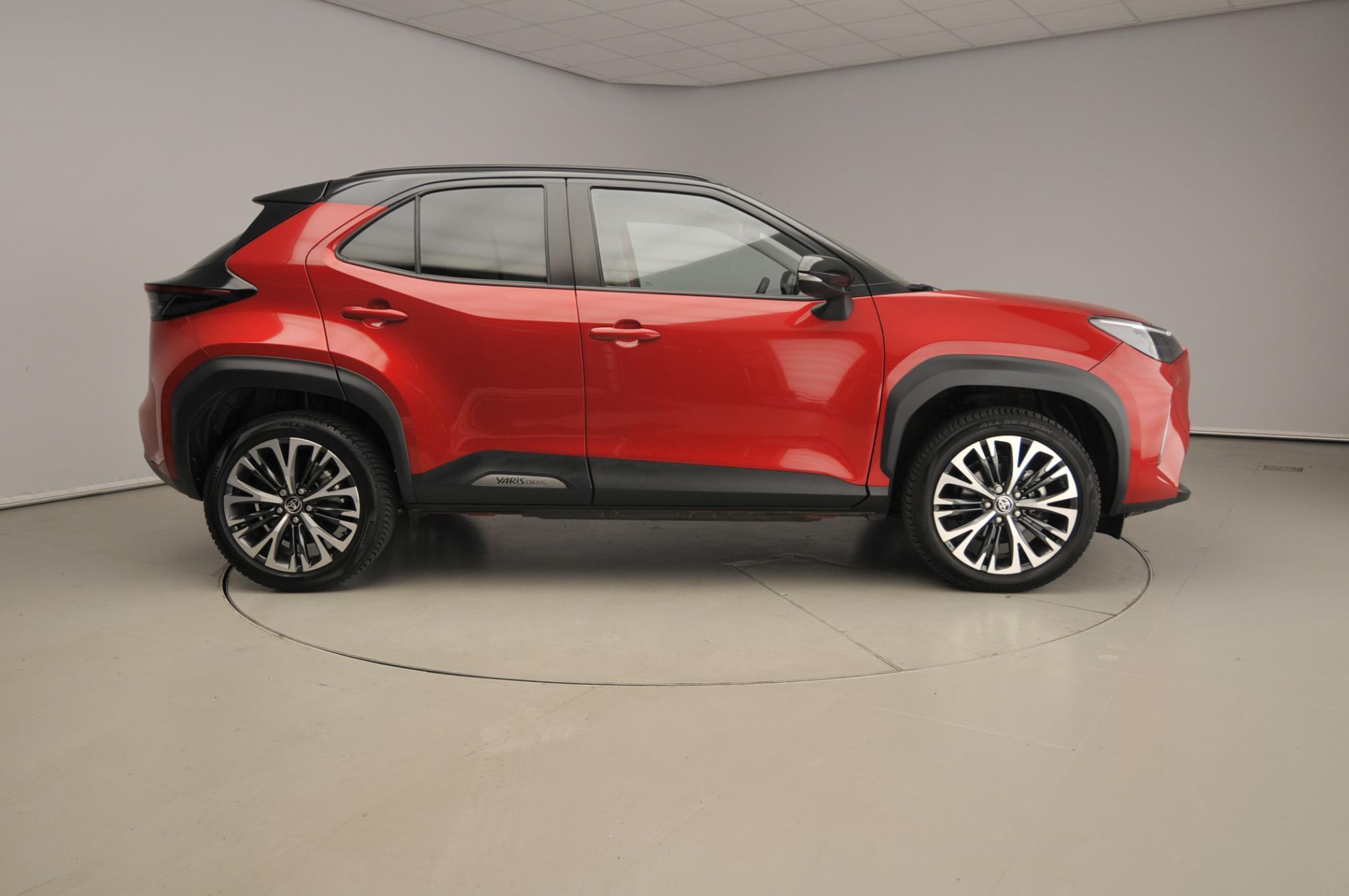 Toyota Yaris Cross 1.5 Hybrid Executive - Bild 4