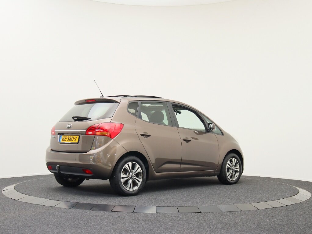 Kia Venga 1.6 CVVT ExecutiveLine | Trekhaak | Dealer onderhouden | 2e Eige - Afbeelding 2
