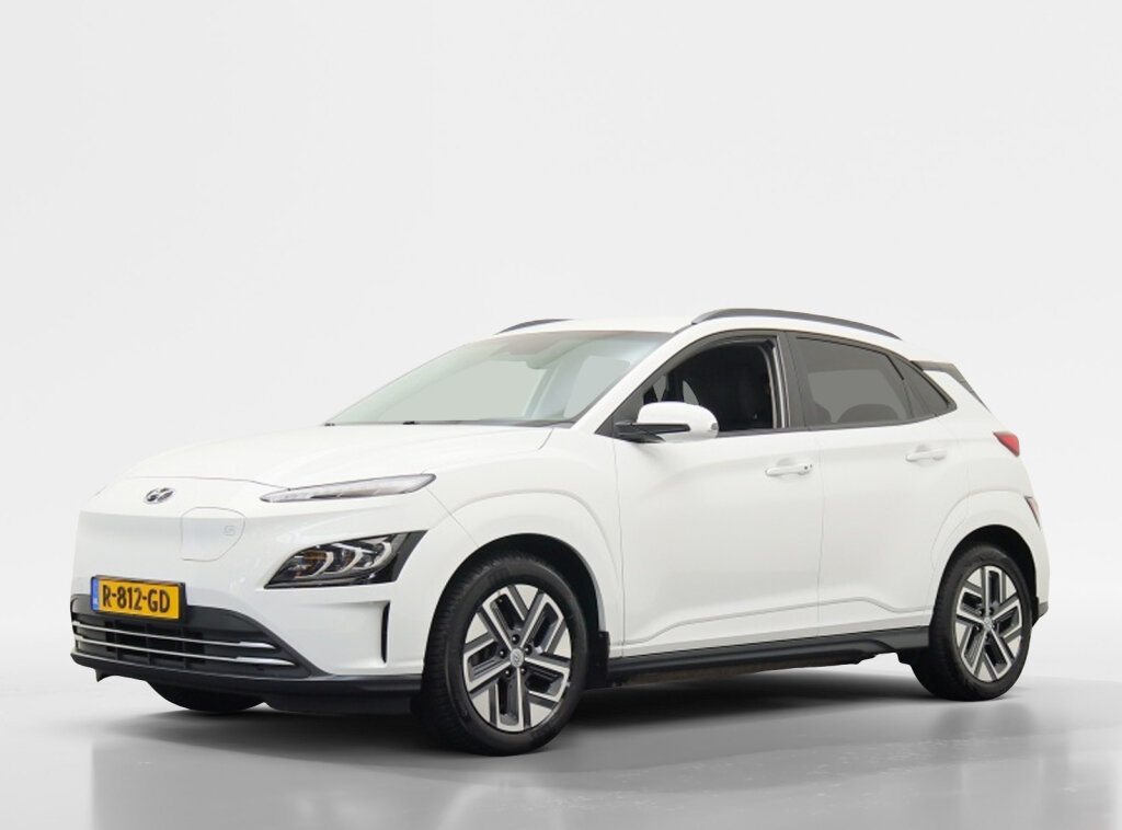 Hyundai Kona EV Comf Smart 64 kWh | Stoelverwarming | Navigatie | All-seasonb