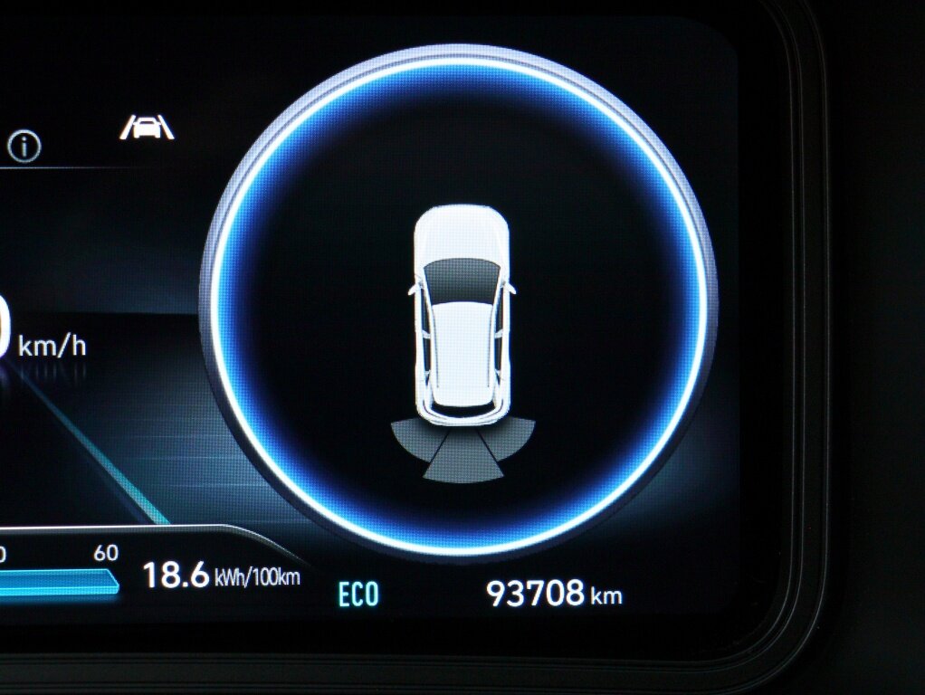 Hyundai Kona EV Comf Smart 64 kWh | Stoelverwarming | Navigatie | All-seasonb - Afbeelding 4