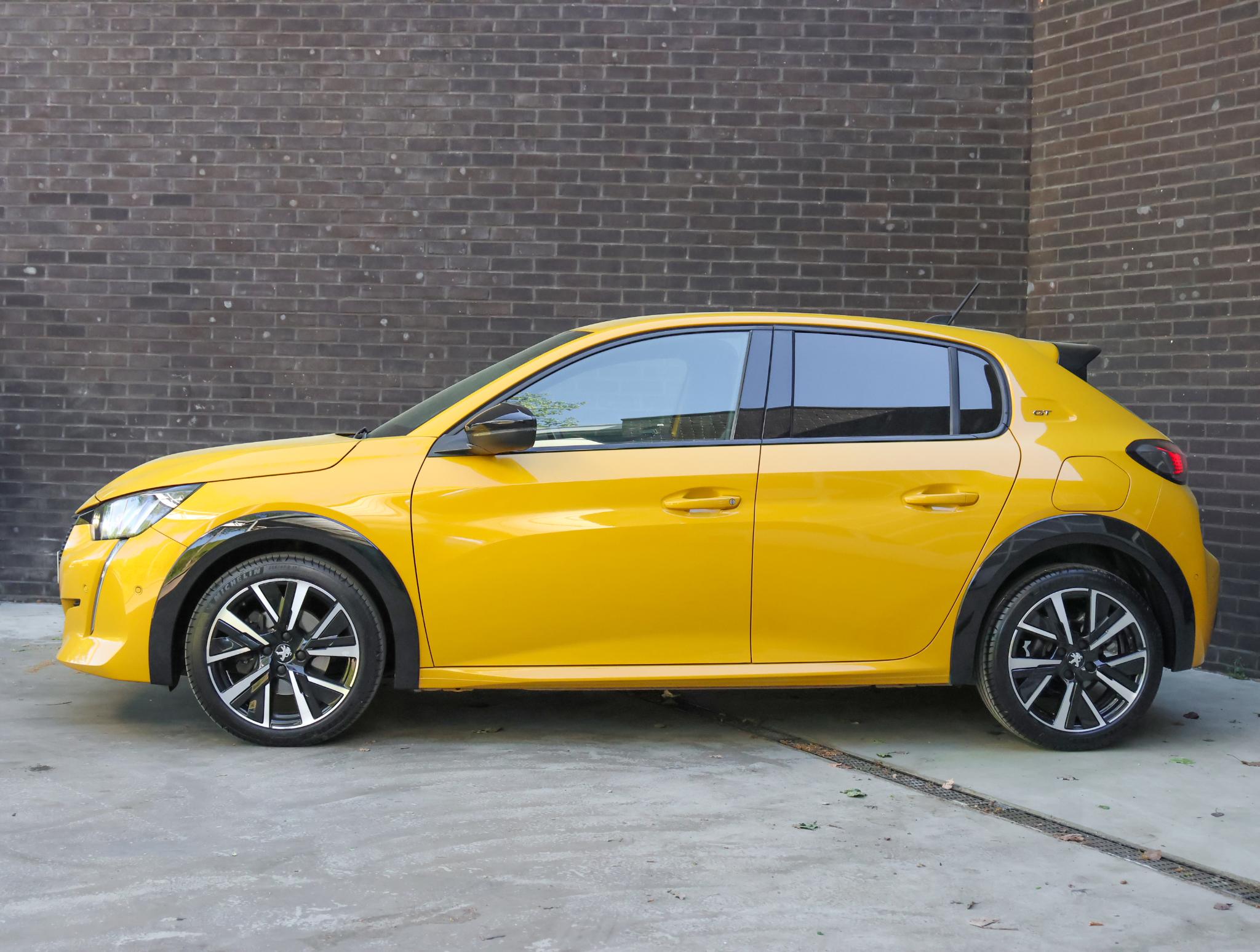 Peugeot 208 GT Pack 130pk Automaat - Afbeelding 2