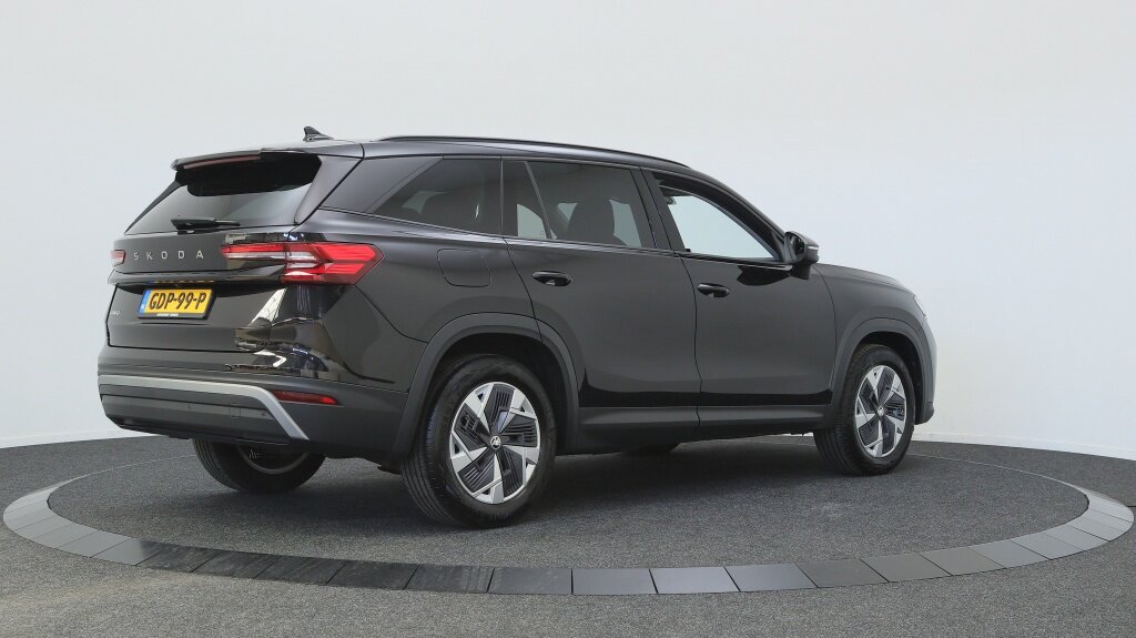 Škoda Kodiaq 1.5 TSI MHEV DSG7 Business Edition | Stoelverwarming | Navigatie - Afbeelding 2
