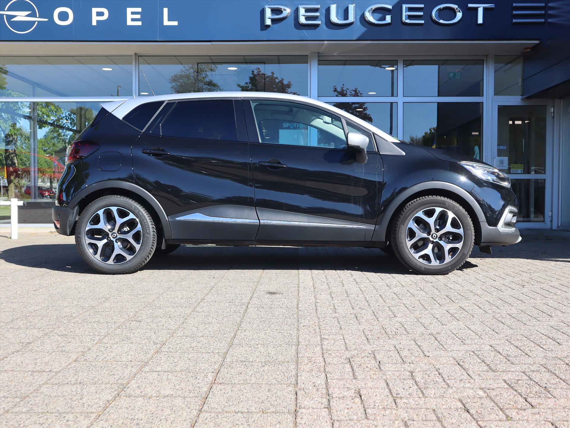 Renault Captur Intens TCe 150pk EDC GPF Automaat, Rijklaarprijs, Navigatie Panoramadak Trekhaak Camera - Afbeelding 3