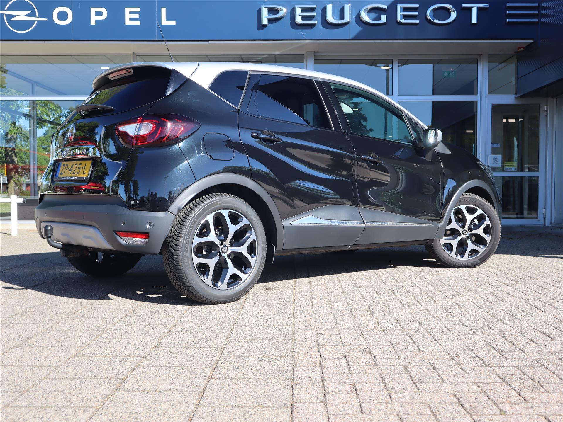 Renault Captur Intens TCe 150pk EDC GPF Automaat, Rijklaarprijs, Navigatie Panoramadak Trekhaak Camera - Afbeelding 4