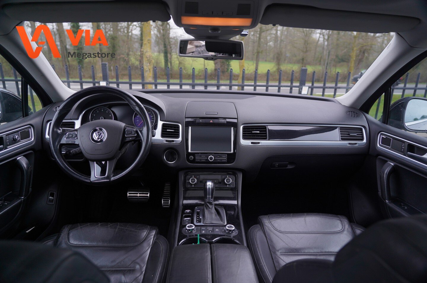 Volkswagen Touareg 3.0 TSi V6 Hybrid Highline Pano | Luchtvering | Dynaudio | Leder | Volle auto! - Afbeelding 3