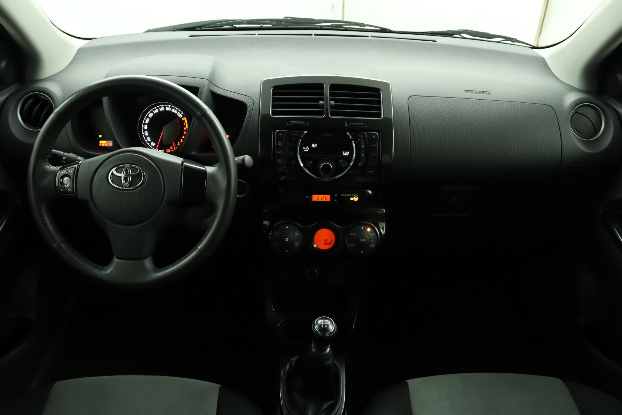 Toyota Urban Cruiser 1.3 VVT-i Dynamic Pearl - Afbeelding 4