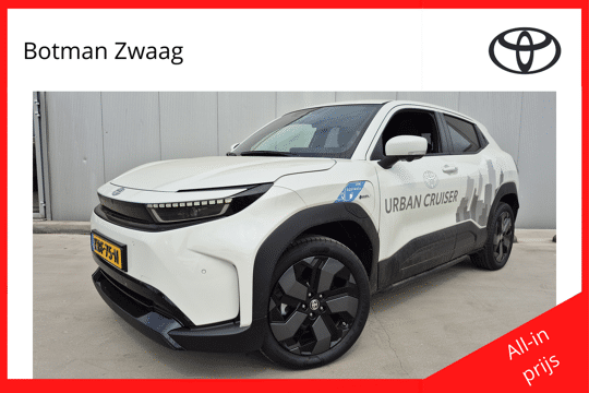 Toyota Urban Cruiser Executive 61 kWh Automaat