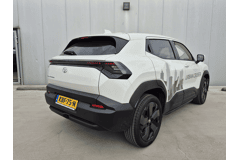 Toyota Urban Cruiser Executive 61 kWh Automaat - Afbeelding 3