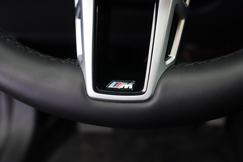 BMW iX1 15