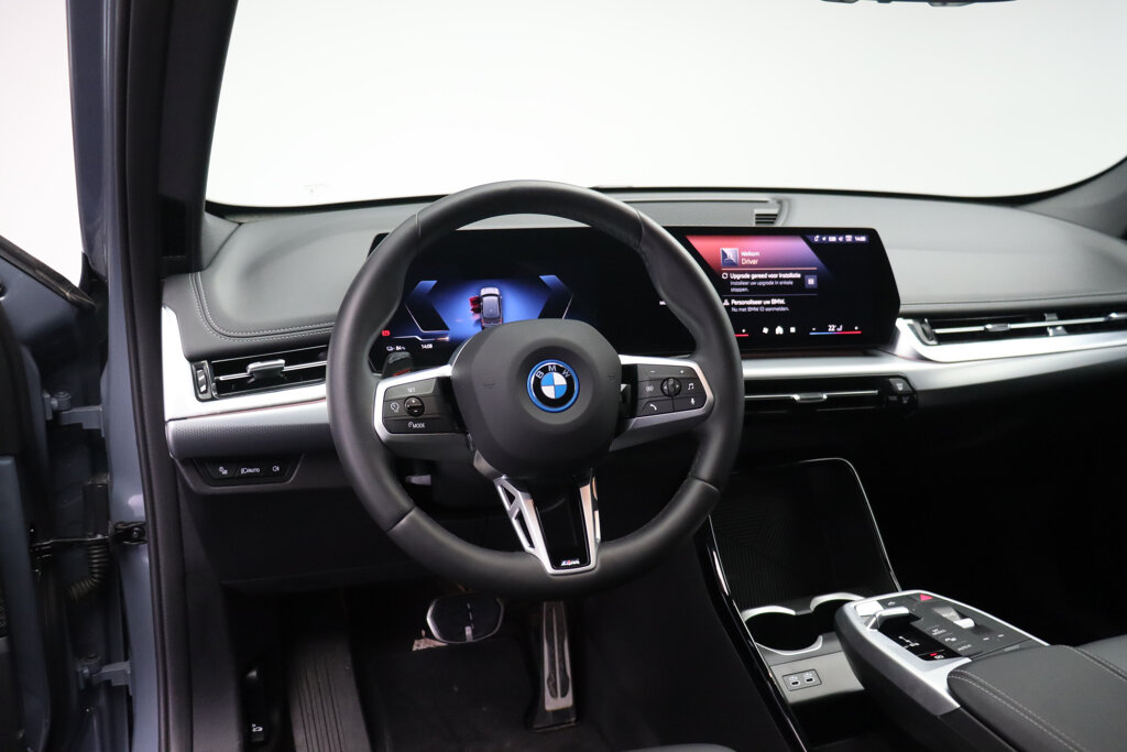 BMW iX1 24