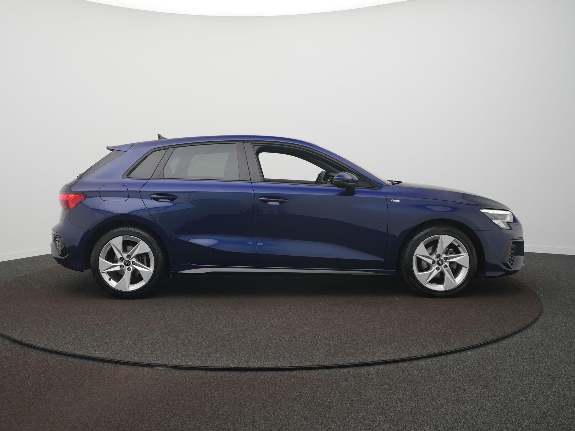 Audi A3 Sportback 35 TFSI S edition - Afbeelding 4