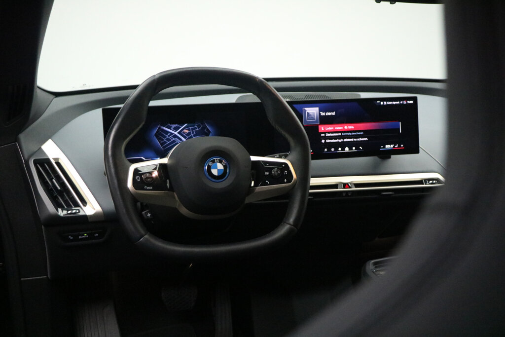 BMW iX 20