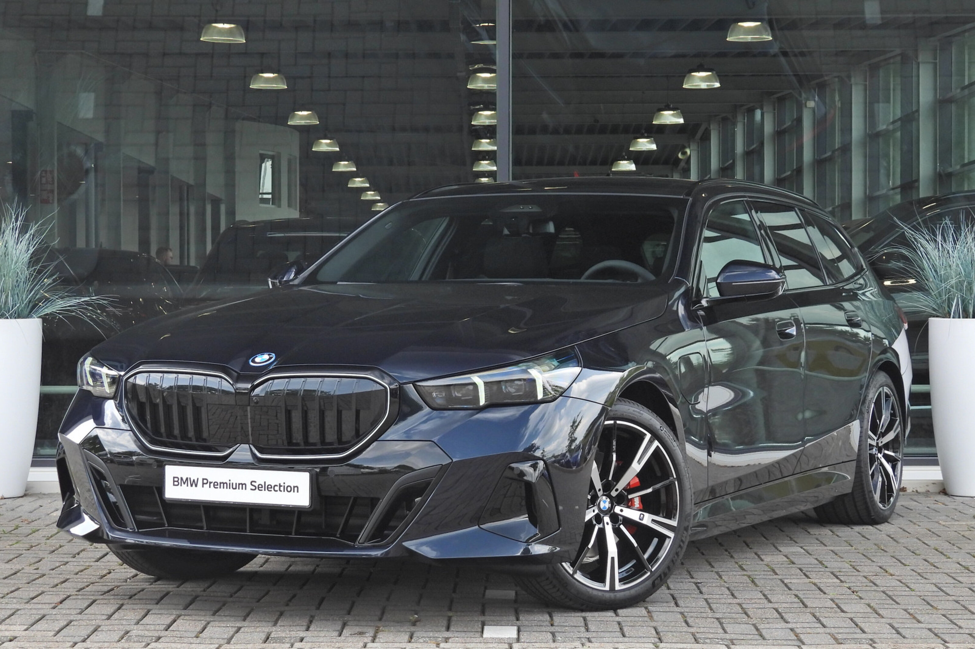 BMW 5 Serie Touring 530e M Sport Automaat