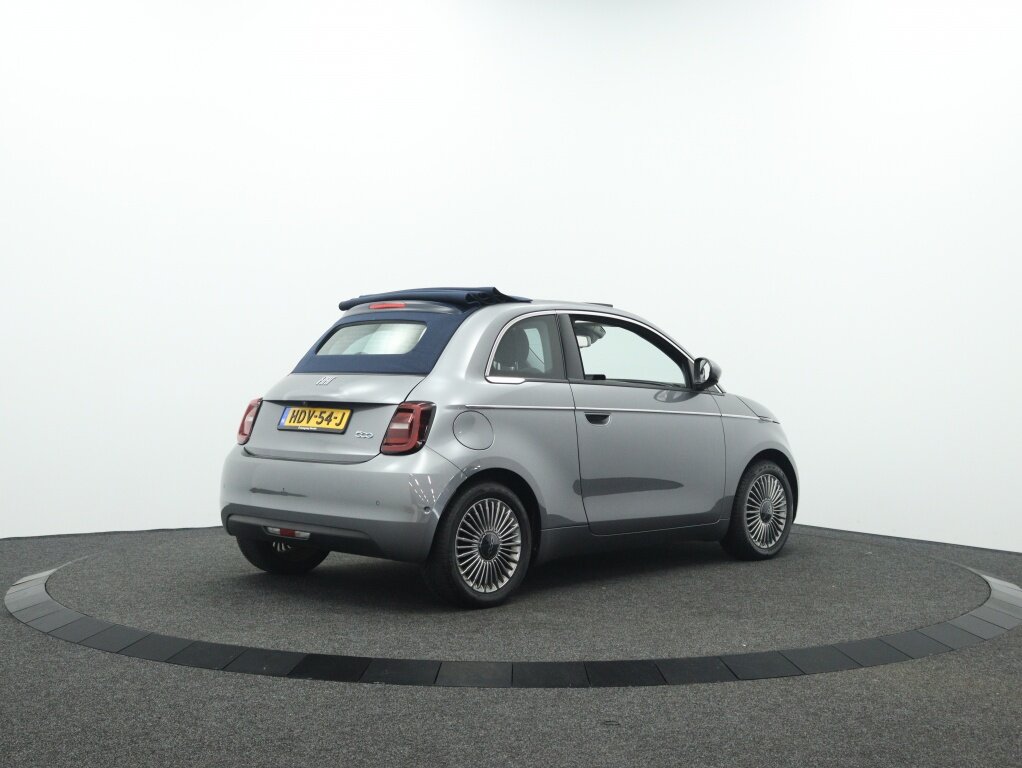 Fiat 500e Cabrio Icon 42 kWh | Private lease €389 p.m. - Afbeelding 2