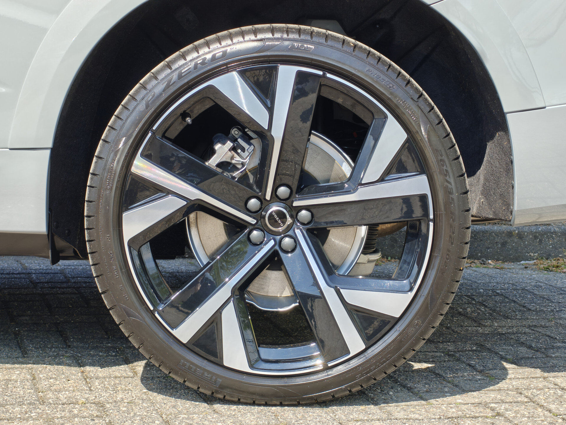 Volvo XC60 T8 AWD 455PK Plug-in Hybrid Ultra Black Edition - Afbeelding 5