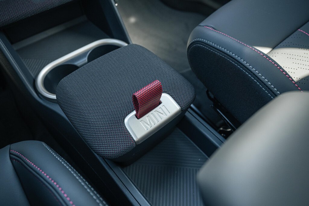 MINI Countryman 28