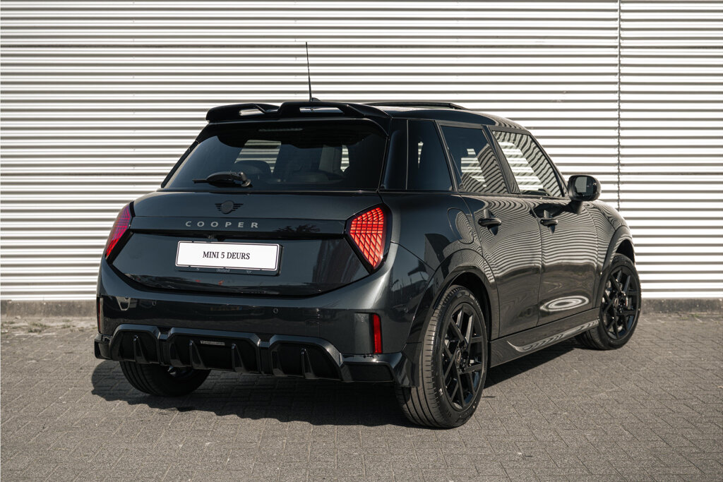 MINI 5-Deurs 13