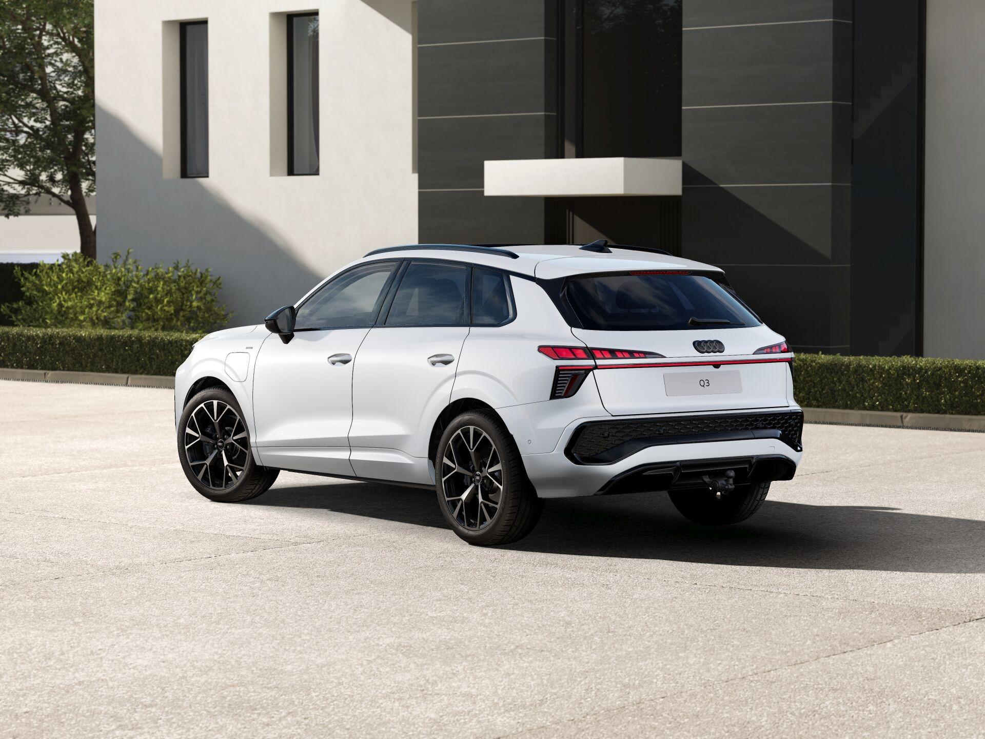Audi Q3 1.5 e-hybrid 272pk S Edition - Afbeelding 2