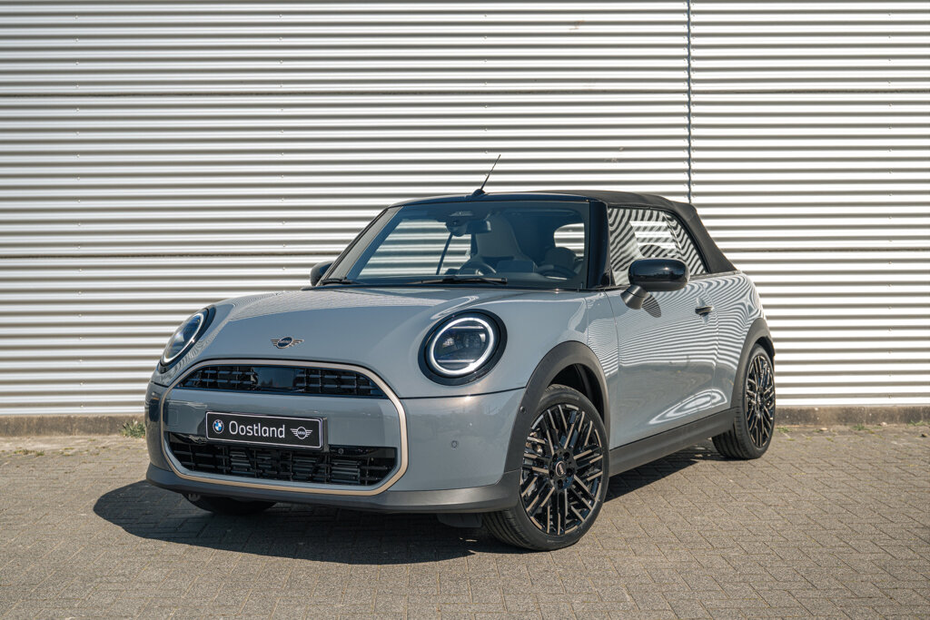 MINI Cooper Cabrio 11