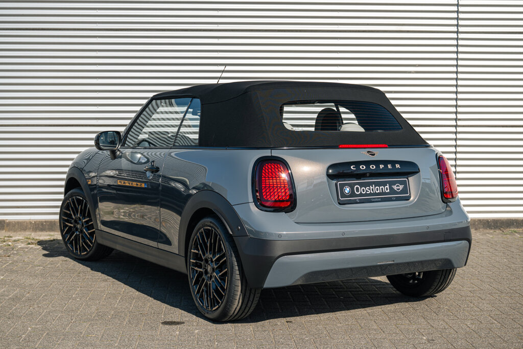 MINI Cooper Cabrio 35